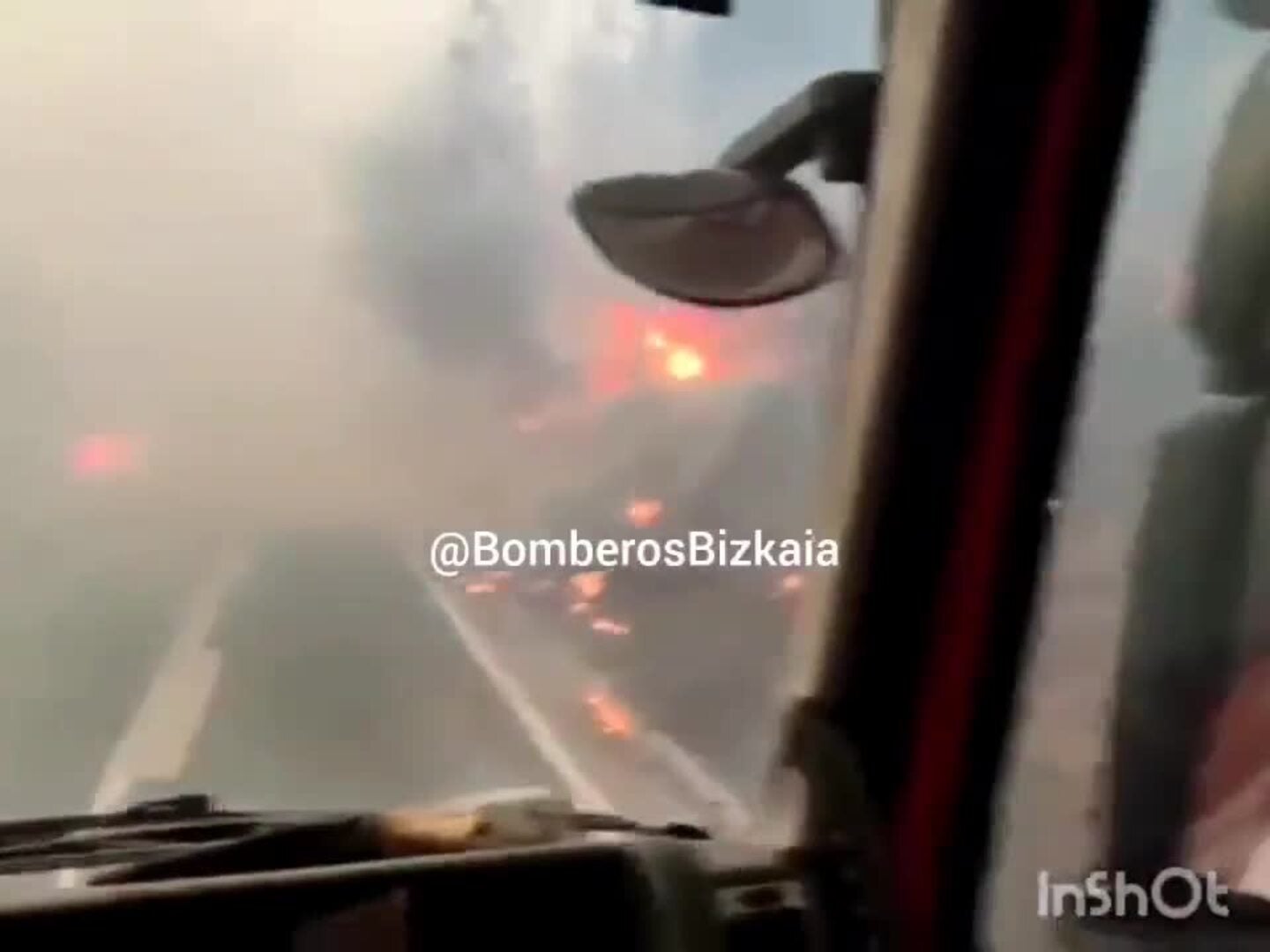 Bomberos Bizkaia en el incendio de Balmaseda