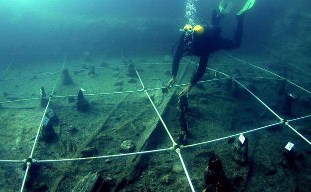 Conferencia sobre 'El origen de la navegación' en el MEH
