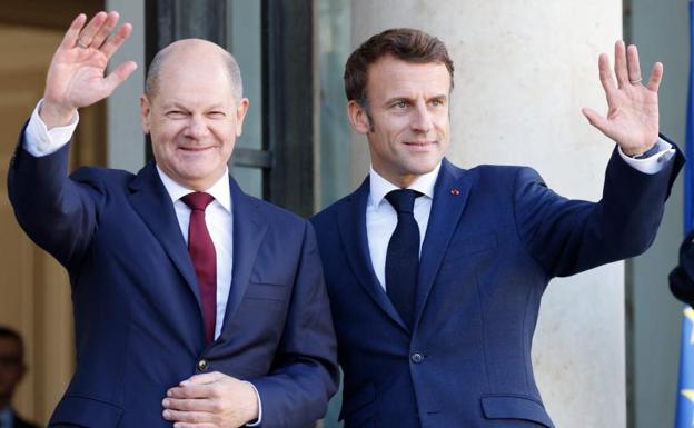 Macron y Scholz tratan de arrancar el gripado motor francoalemán de la UE