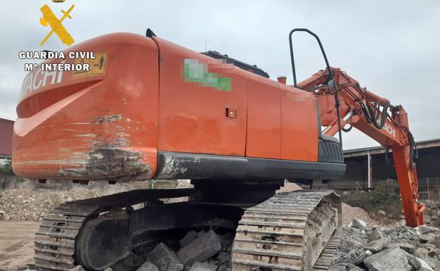 Detenido un hombre por el robo de 1.200 litros de gasóleo en el Valle de Mena