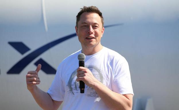 Musk rehabilita la cuenta de Trump en Twitter tras una encuesta pero éste se niega a volver