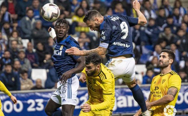 El Mirandés ve frenada su buena racha en Oviedo