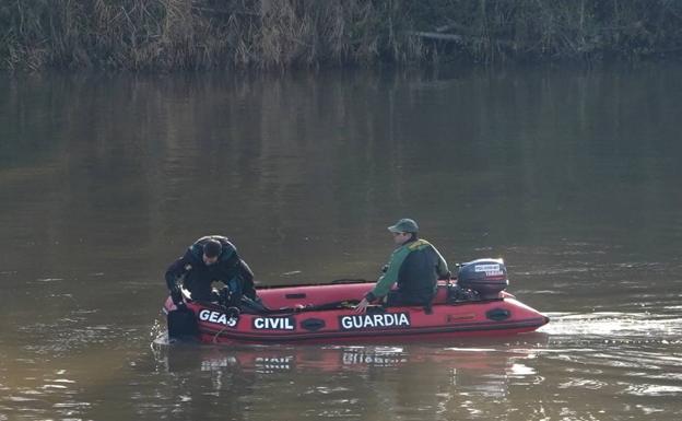 Reanudan en el Duero la búsqueda de los cuerpos del ultraligero siniestrado en Villamarciel