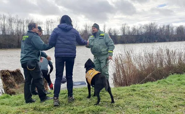 La Guardia Civil saca el ultraligero del Duero e incorpora perros a la búsqueda