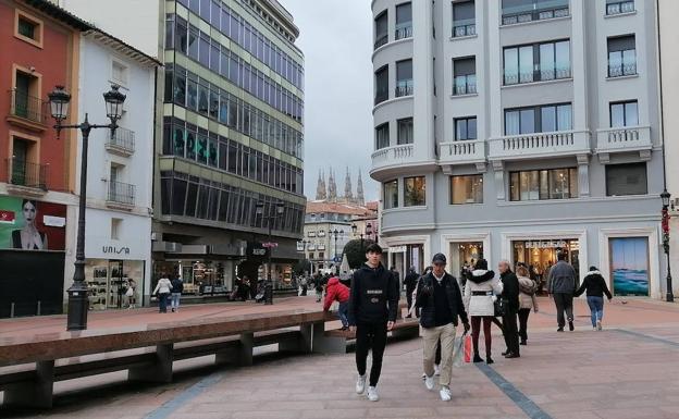 La campaña de Navidad «no termina de arrancar» en los comercios de Burgos