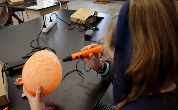 Más de 100 participantes acuden a la nueva edición de UBUIngenio