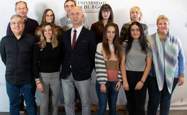 La UBU fabrica un material capaz de detectar cobre en vinos