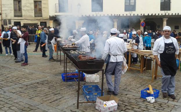 Covarrubias celebra la XXXIV Fiesta de la Matanza y la XIII Feria de Pinchos los días 21 y 22 de enero
