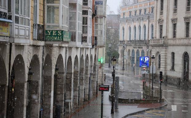 Fuertes vientos, alerta por nieve y cota a 400 metros, la borrasca llega a Burgos