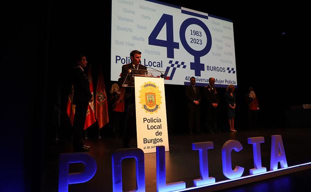 Cambio de ciclo en la Policía Local de Burgos en busca de la especialización