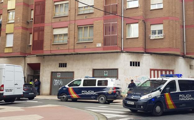 Detenido en Miranda un jubilado relacionado con el envío de las cartas bomba a Pedro Sánchez