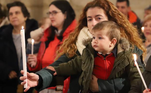 Bebés y niños, ni un segundo solos en el coche