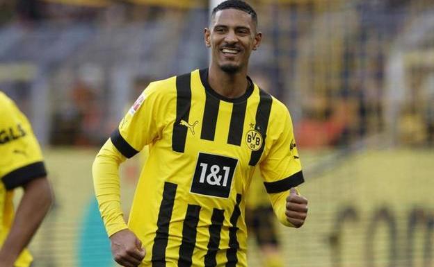 Haller vuelve a marcar tras superar un cáncer