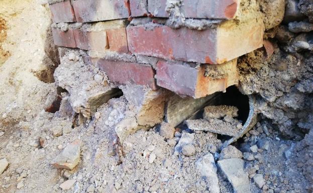 Exigen responsabilidades por la rotura de tuberías de amianto en la avenida Castilla