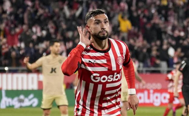 El Girona saca provecho de la locura goleadora ante el Almería