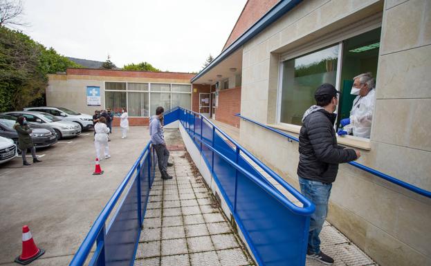 La covid-19 deja 2.200 muertos, 143.000 enfermos y un millón de pruebas en Burgos en tres años