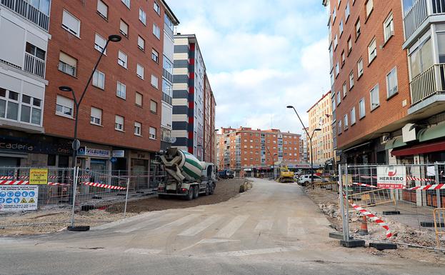 El Ayuntamiento derribará las naves abandonadas en Manuel Altolaguirre