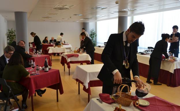 Cinco sumilleres de la Ribera participarán en el concurso regional