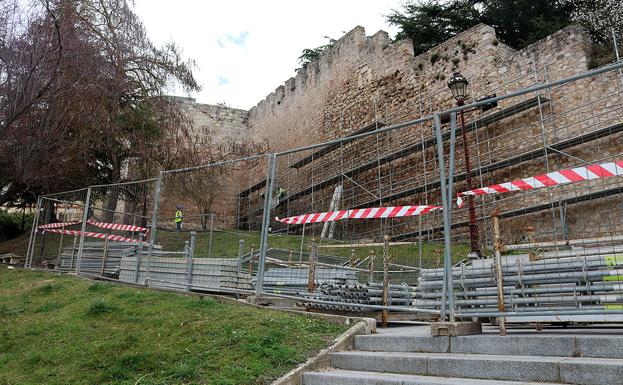 Se inician las labores de limpieza y consolidación de la muralla anexa a San Martín