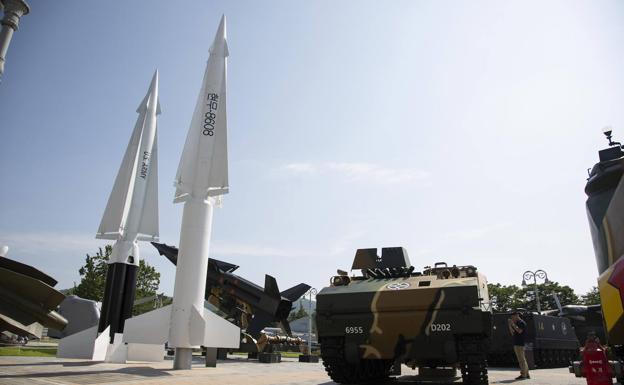 Corea del Norte lanza «varios misiles de crucero» al mar